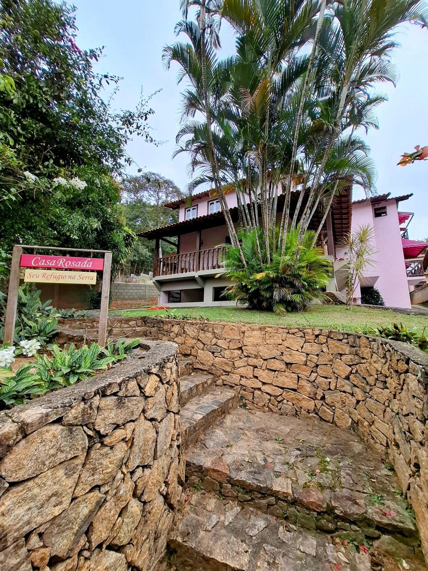 Casa Rosada Seu Refugio Na Serra ミゲウ・ペレイラ エクステリア 写真